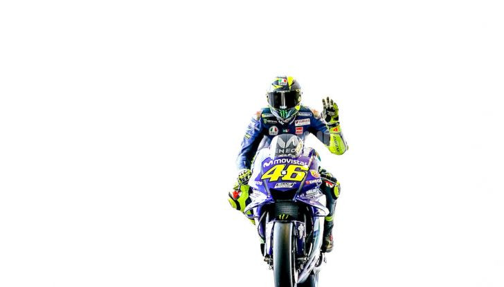 Dainese vi porta in pista con Valentino Rossi col Riding Master - Foto 1 di 4