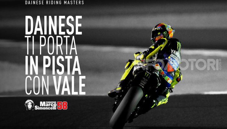 Dainese vi porta in pista con Valentino Rossi col Riding Master - Foto 3 di 4