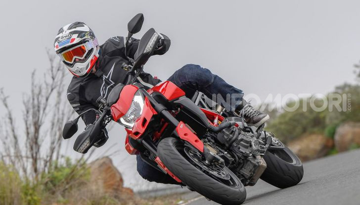 Prova su strada Ducati Hypermotard 950 e 950SP 2019: caratteristiche, opinioni e prezzi - Foto 3 di 54