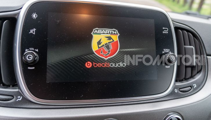 [VIDEO] Prova Abarth 595 Turismo: potenza e stile per la piccola sportiva italiana - Foto 17 di 41