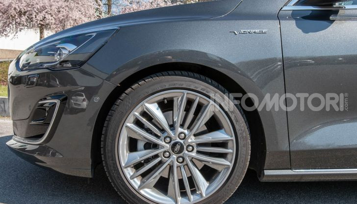 Prova Ford Focus SW Vignale 1.0 EcoBoost 125 cv: esperienza Ford all’ennesima potenza - Foto 7 di 41