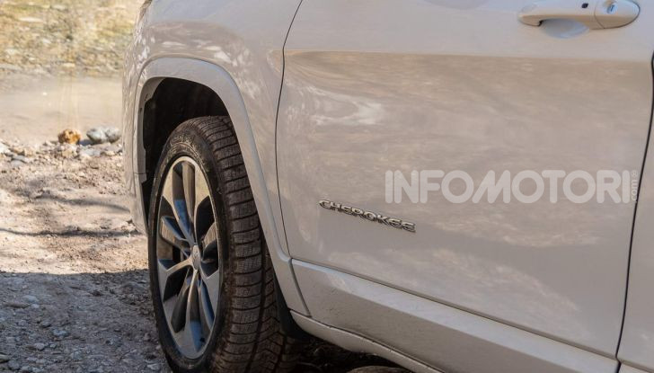 Jeep Cherokee Overland, 2.2 MJT 4X4 la prova di un’icona americana - Foto 17 di 51