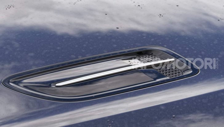 Prova KIA Stinger GT: 370CV per entrare nel mercato premium - Foto 3 di 56