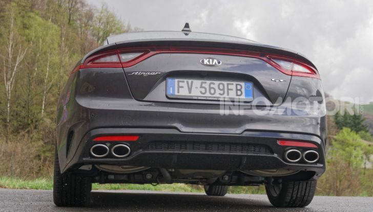 Prova KIA Stinger GT: 370CV per entrare nel mercato premium - Foto 8 di 56