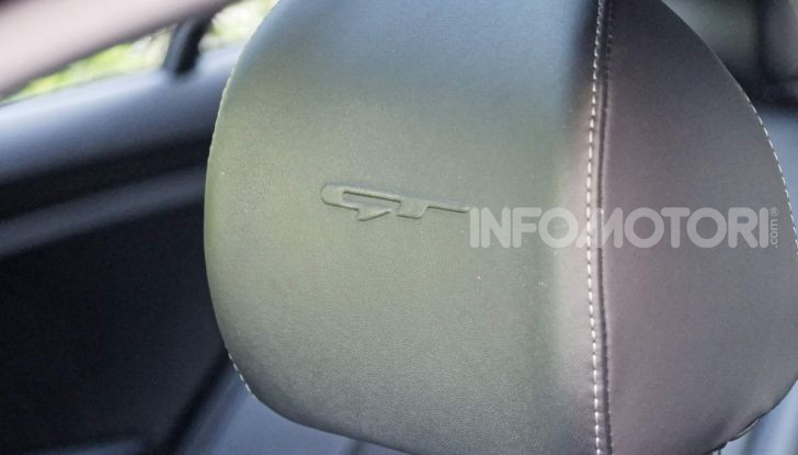 Prova KIA Stinger GT: 370CV per entrare nel mercato premium - Foto 40 di 56