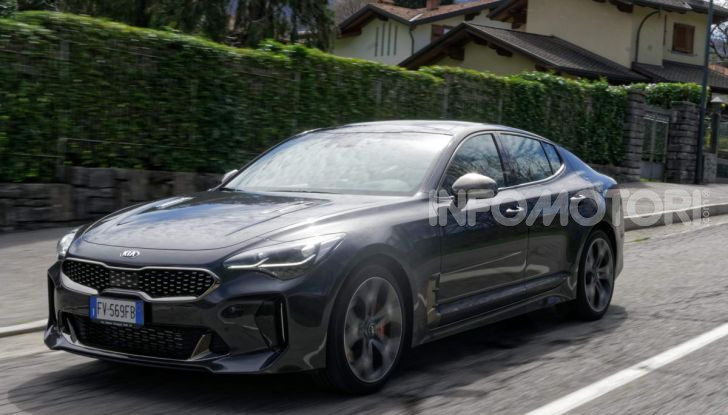 Prova KIA Stinger GT: 370CV per entrare nel mercato premium - Foto 50 di 56