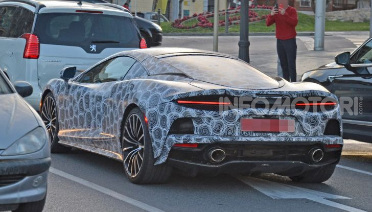 McLaren Grand Tourer 2020, prime immagini e dati tecnici - Foto 13 di 13