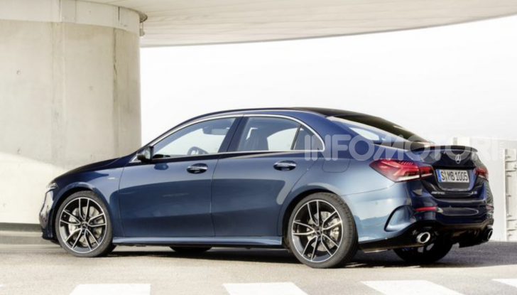 Mercedes A35 AMG Sedan: prestazioni, motore, tecnologia - Foto 4 di 6