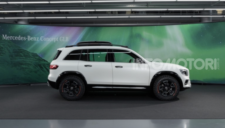 Mercedes Concept GLB: debutta il nuovo SUV compatto tedesco - Foto 15 di 18