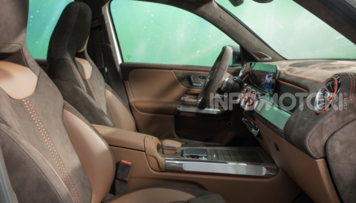 Mercedes Concept GLB: debutta il nuovo SUV compatto tedesco - Foto 4 di 18