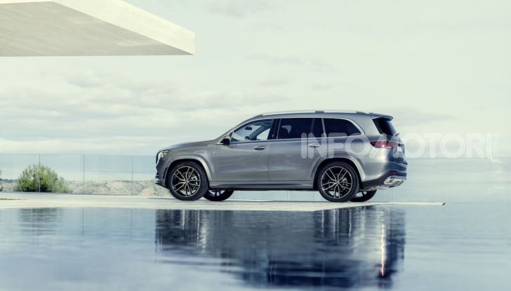 Mercedes GLS 2019: il nuovo SUV ammiraglio della casa tedesca - Foto 19 di 70