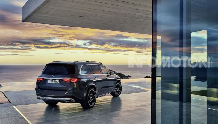 Mercedes GLS 2019: il nuovo SUV ammiraglio della casa tedesca - Foto 35 di 70