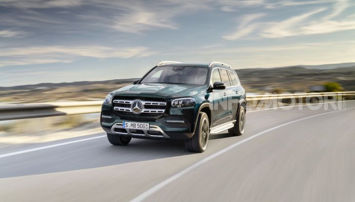 Mercedes GLS 2019: il nuovo SUV ammiraglio della casa tedesca - Foto 40 di 70