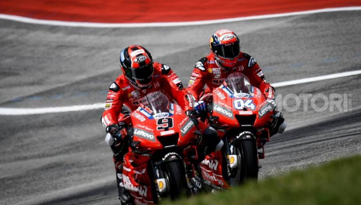 MotoGP 2019, Austin. Trionfa Rins davanti a Rossi e Miller. Cade Marquez - Foto 10 di 12