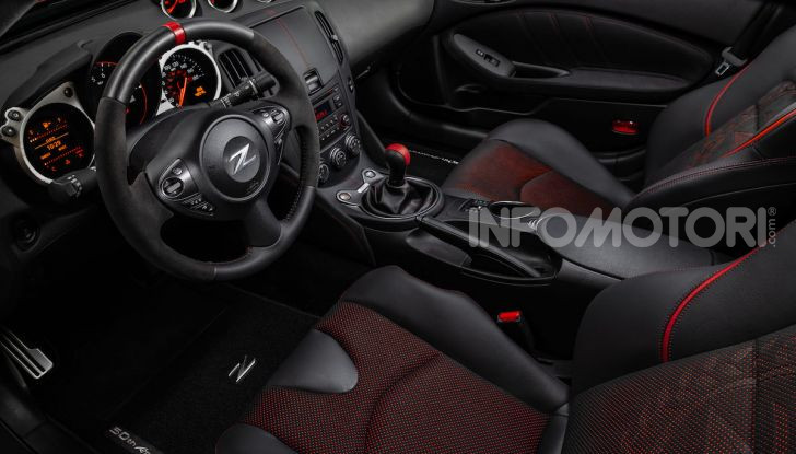 Nissan 370Z 50th Anniversary svelata al Salone dell’Auto di New York - Foto 12 di 29