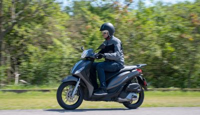 Prova Piaggio Medley 150 SE: commuter urbano Made in Italy