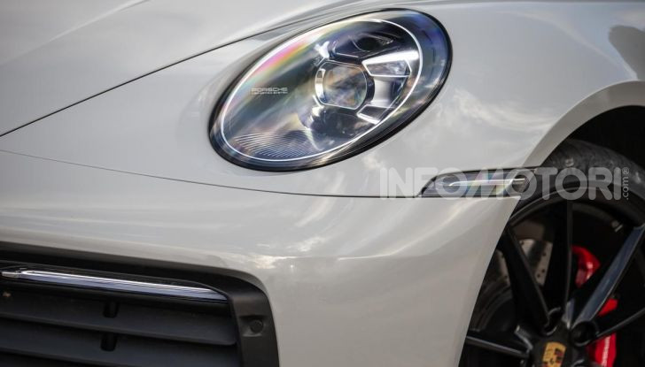 [VIDEO] Nuova Porsche 911 (992): Prova su strada in Corsica della nuova Carrera S - Foto 34 di 69