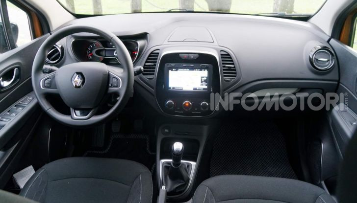 [VIDEO] Prova Renault Captur Tce 130 Sport Edition 2019, nuovo allestimento e motore - Foto 35 di 41
