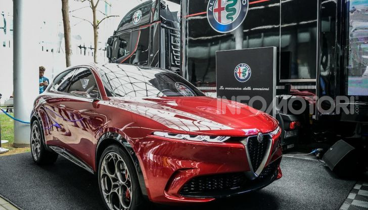 Alfa Romeo Tonale vince già i premi: è ‘Readers Choice’ di Auto Express - Foto 1 di 6