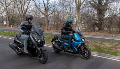 Confronto scooter 400: Bmw C400X e Yamaha XMAX 400 Iron Max