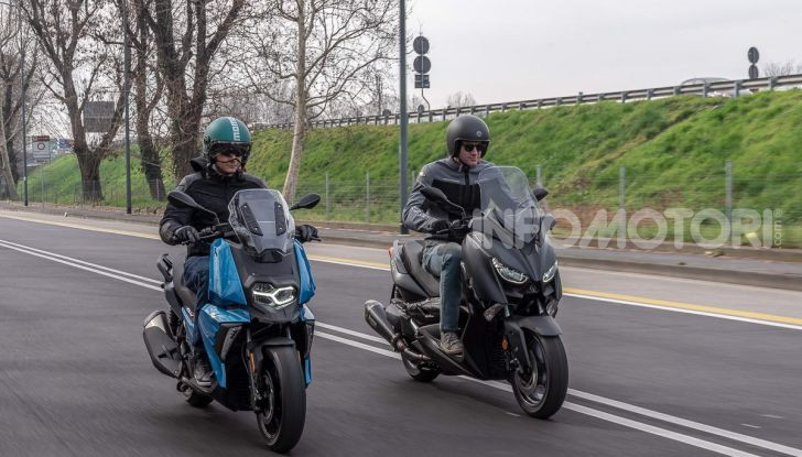 Confronto scooter 400: Bmw C400X e Yamaha XMAX 400 Iron Max - Foto 46 di 48