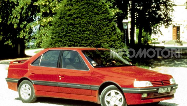 PEUGEOT 405 Mi16 – Le 16 valvole fanno volare la berlina del Leone - Foto 3 di 13