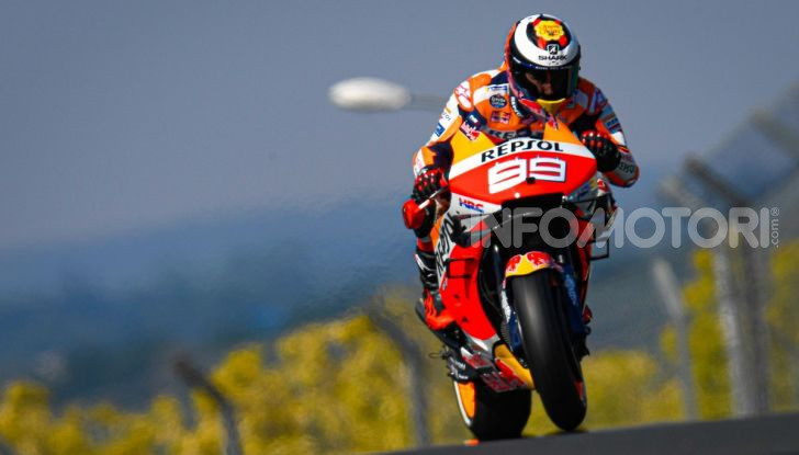MotoGP 2019 GP di Francia a Le Mans, qualifiche: Marc Marquez svetta sotto la pioggia davanti alle Ducati ufficiali, Rossi quinto - Foto 12 di 19