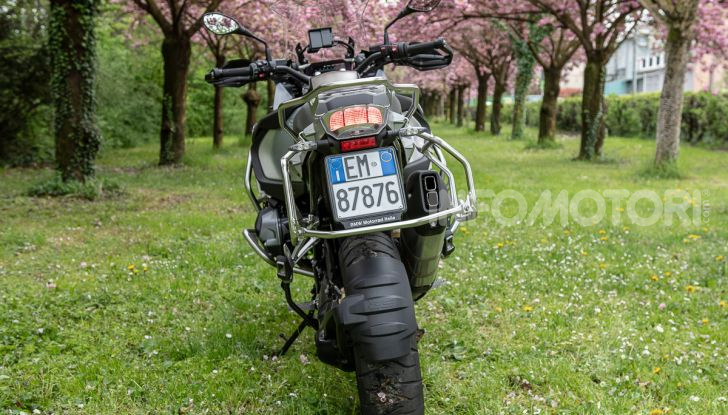 Prova video BMW R1250GS Adventure 2019 – Quanto è cresciuta la regina? - Foto 18 di 37