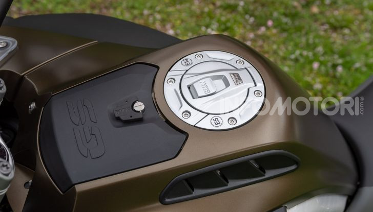 Prova video BMW R1250GS Adventure 2019 – Quanto è cresciuta la regina? - Foto 25 di 37