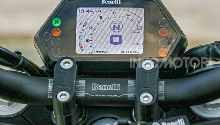 Prova in anteprima: nuova Benelli  502C, arriva la urban cruiser della casa di Pesaro - Foto 7 di 60