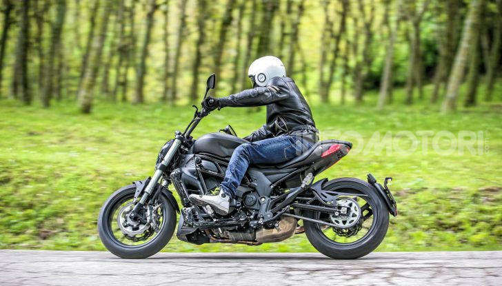 Prova in anteprima: nuova Benelli  502C, arriva la urban cruiser della casa di Pesaro - Foto 1 di 60