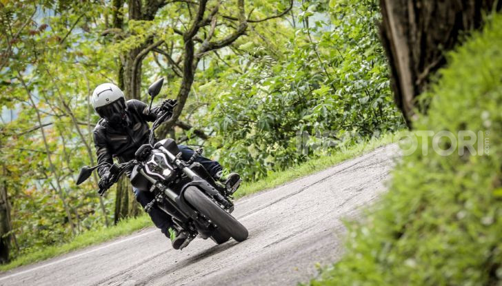 Prova in anteprima: nuova Benelli  502C, arriva la urban cruiser della casa di Pesaro - Foto 35 di 60