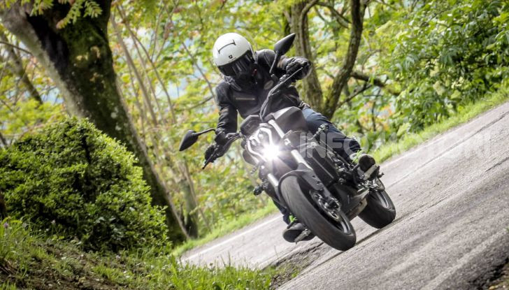 Prova in anteprima: nuova Benelli  502C, arriva la urban cruiser della casa di Pesaro - Foto 48 di 60