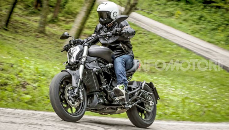 Prova in anteprima: nuova Benelli  502C, arriva la urban cruiser della casa di Pesaro - Foto 53 di 60