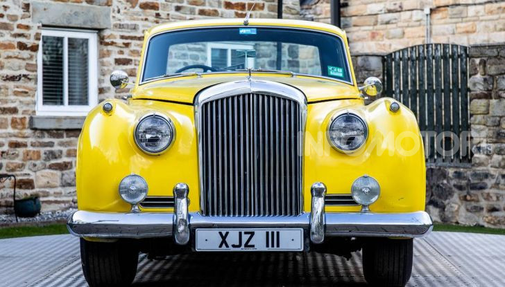 Bentley, non solo SUV: ecco il pick-up di lusso - Foto 5 di 23