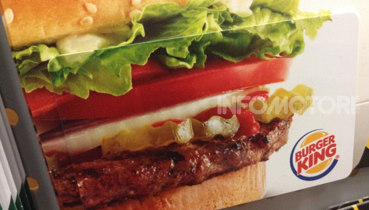 Burger King lancia le consegne a chi è bloccato nel traffico con “Traffic Jam Whopper” - Foto 9 di 12