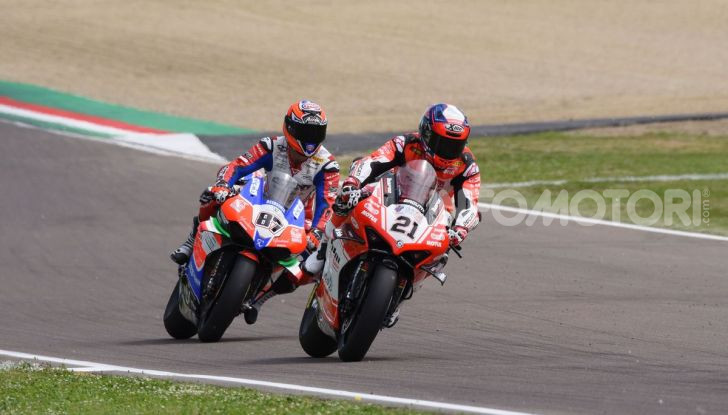 SBK 2019 GP d’Italia: a Imola Jonathan Rea rompe il dominio di Bautista e della Ducati - Foto 21 di 35