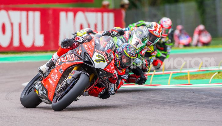 SBK 2019 GP d’Italia: a Imola Jonathan Rea rompe il dominio di Bautista e della Ducati - Foto 9 di 35