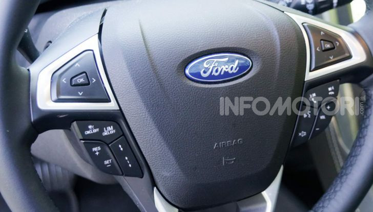 Prova video Ford Mondeo Hybrid 2.0 SW Vignale 2019, ottimi consumi reali! - Foto 21 di 61