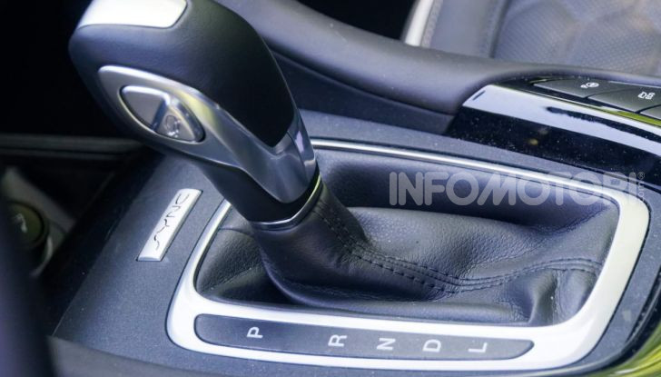 Prova video Ford Mondeo Hybrid 2.0 SW Vignale 2019, ottimi consumi reali! - Foto 22 di 61