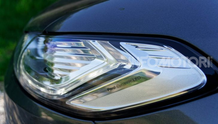 Prova video Ford Mondeo Hybrid 2.0 SW Vignale 2019, ottimi consumi reali! - Foto 31 di 61