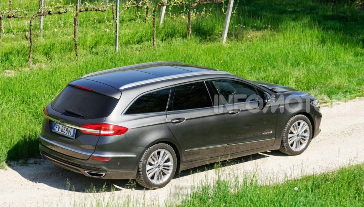 Prova video Ford Mondeo Hybrid 2.0 SW Vignale 2019, ottimi consumi reali! - Foto 38 di 61