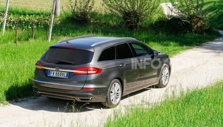 Prova video Ford Mondeo Hybrid 2.0 SW Vignale 2019, ottimi consumi reali! - Foto 39 di 61