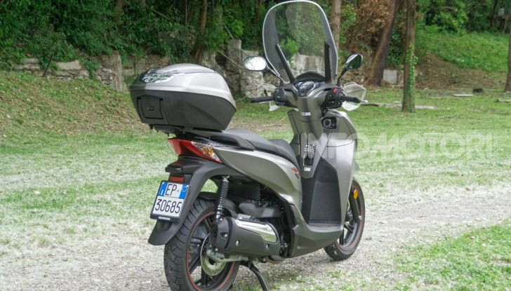 Prova Honda SH300i Sport, sempre il primo della classe! - Foto 20 di 55