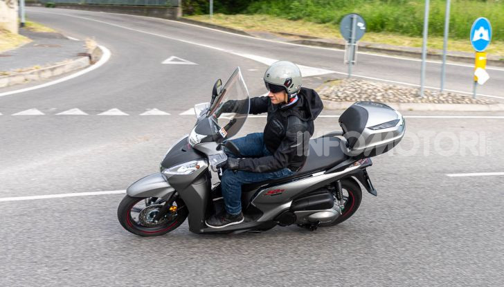 Prova Honda SH300i Sport, sempre il primo della classe! - Foto 47 di 55