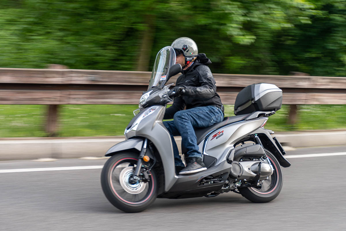 Prova Honda Sh300i Sport Sempre Il Primo Della Classe Infomotori