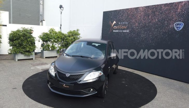 Lancia Ypsilon EcoChic Hybrid: compatta, stilosa e parca nei consumi - Foto 3 di 40