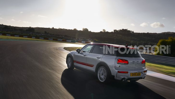 Nuove MINI Clubman e Countryman John Cooper Works: i 300CV delle JCW - Foto 14 di 17