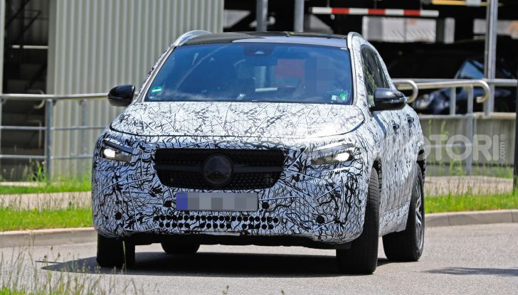 Mercedes GLA 2021, prime informazioni e foto della seconda generazione - Foto 9 di 26