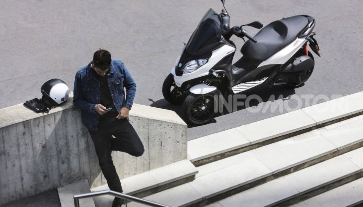 Piaggio MP3 300 hpe: il tre ruote più famoso al mondo ancora più agile e sportivo - Foto 14 di 60